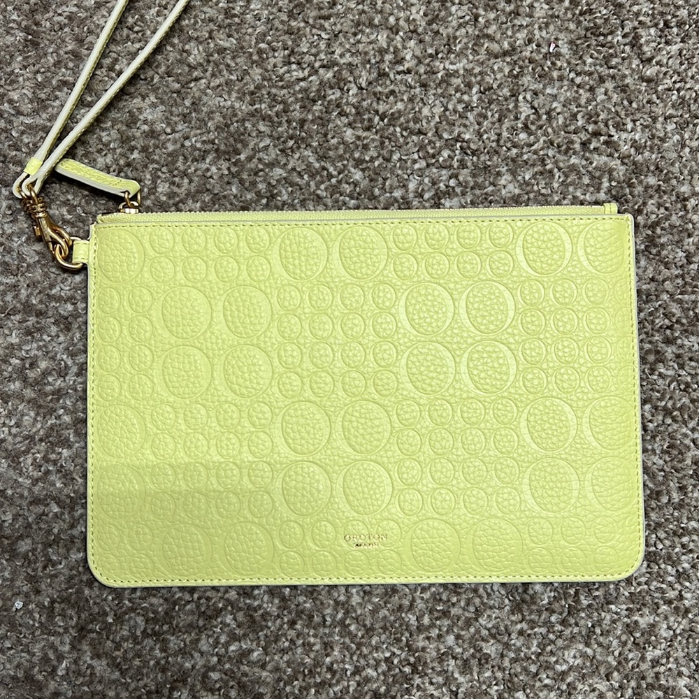 Wristlet
